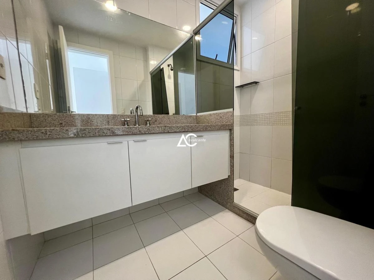 Casa de aluguel com 4 suítes e 270 m² — photo 34