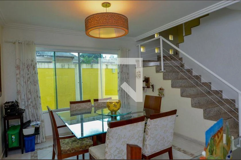 380 m² house with 4 bedrooms and air conditioning — photo 31
