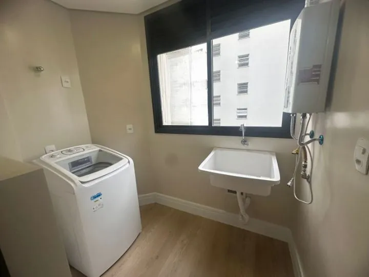 2-bedroom apartment with a water view in Florianópolis — photo 19
