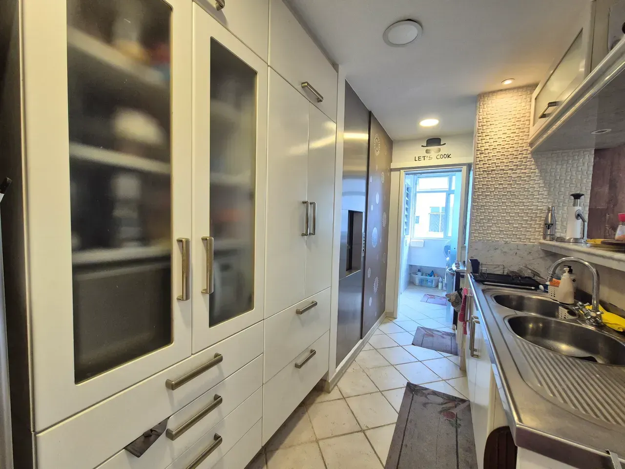 Квартира 180 м² з 3 спальнями та 3 ванними — photo 29