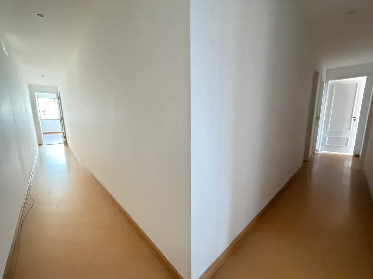 132 m² apartment with 3 bedrooms and 1 parking space — photo 17