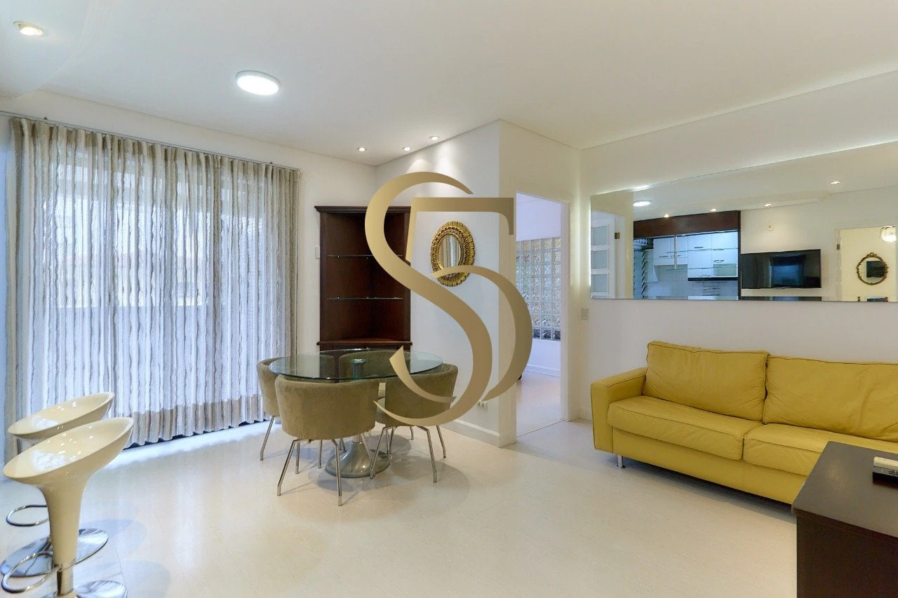 Bathtub in a one-bedroom apartment, 103 m² — photo 23