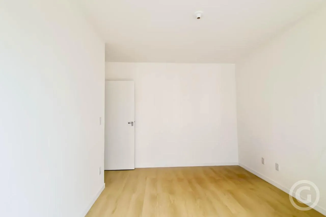 Apartment, 70 m², with wood or laminate floors — photo 6