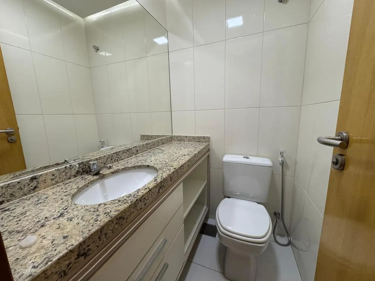 2-bedroom apartment, both with their own bathrooms, 96 m² — photo 8