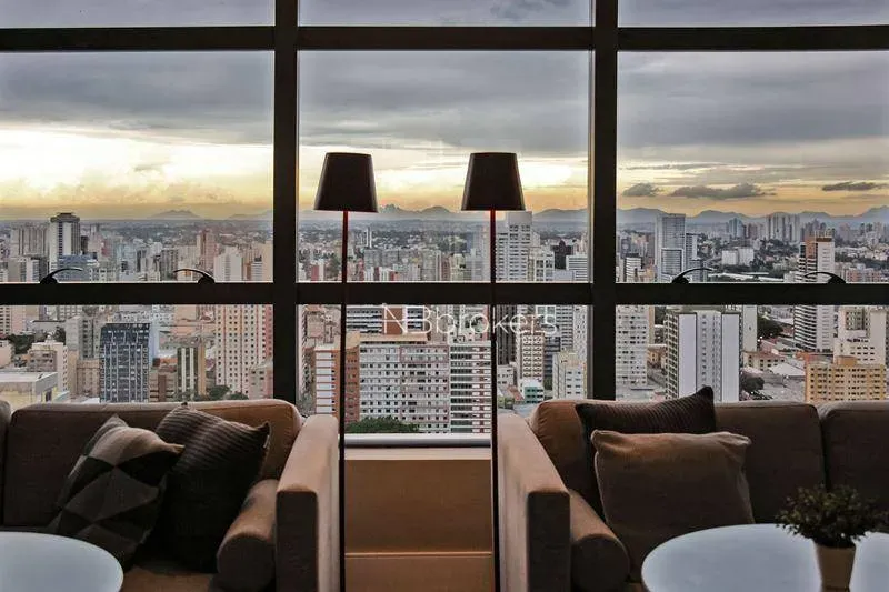 Furnished 68 m² apartment with 1 en-suite bedroom — photo 7