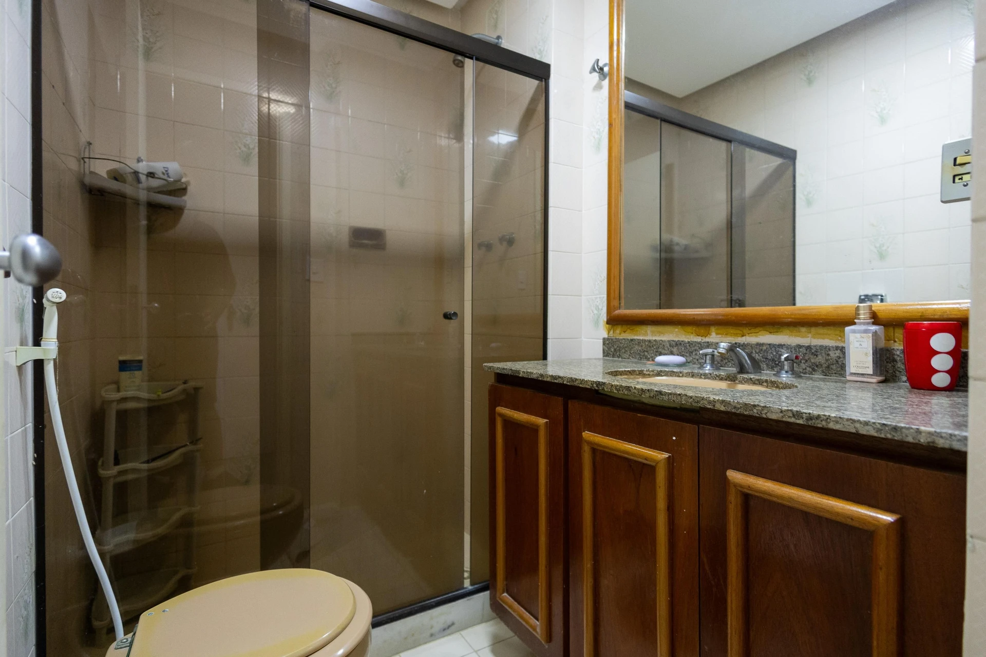 Furnished 1-bedroom apartment with 2 parking spaces — photo 18