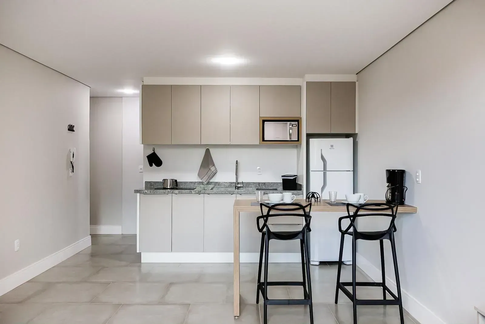 Furnished 27 m² apartment with 1 en-suite and no parking — photo 38