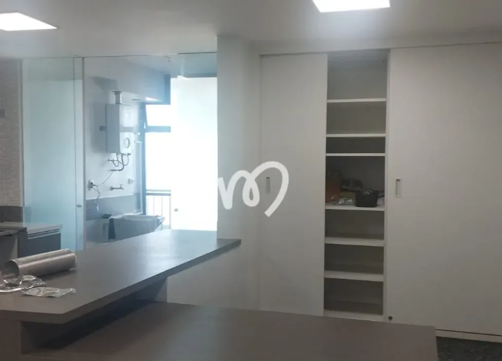 Unfurnished apartment for rent with 4 bedrooms and 313 m² — photo 22