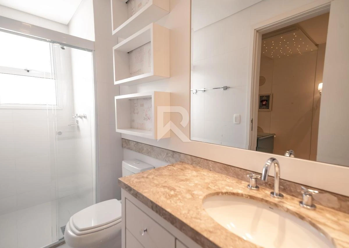 Furnished apartment, 195 m², with floor-to-ceiling windows — photo 15