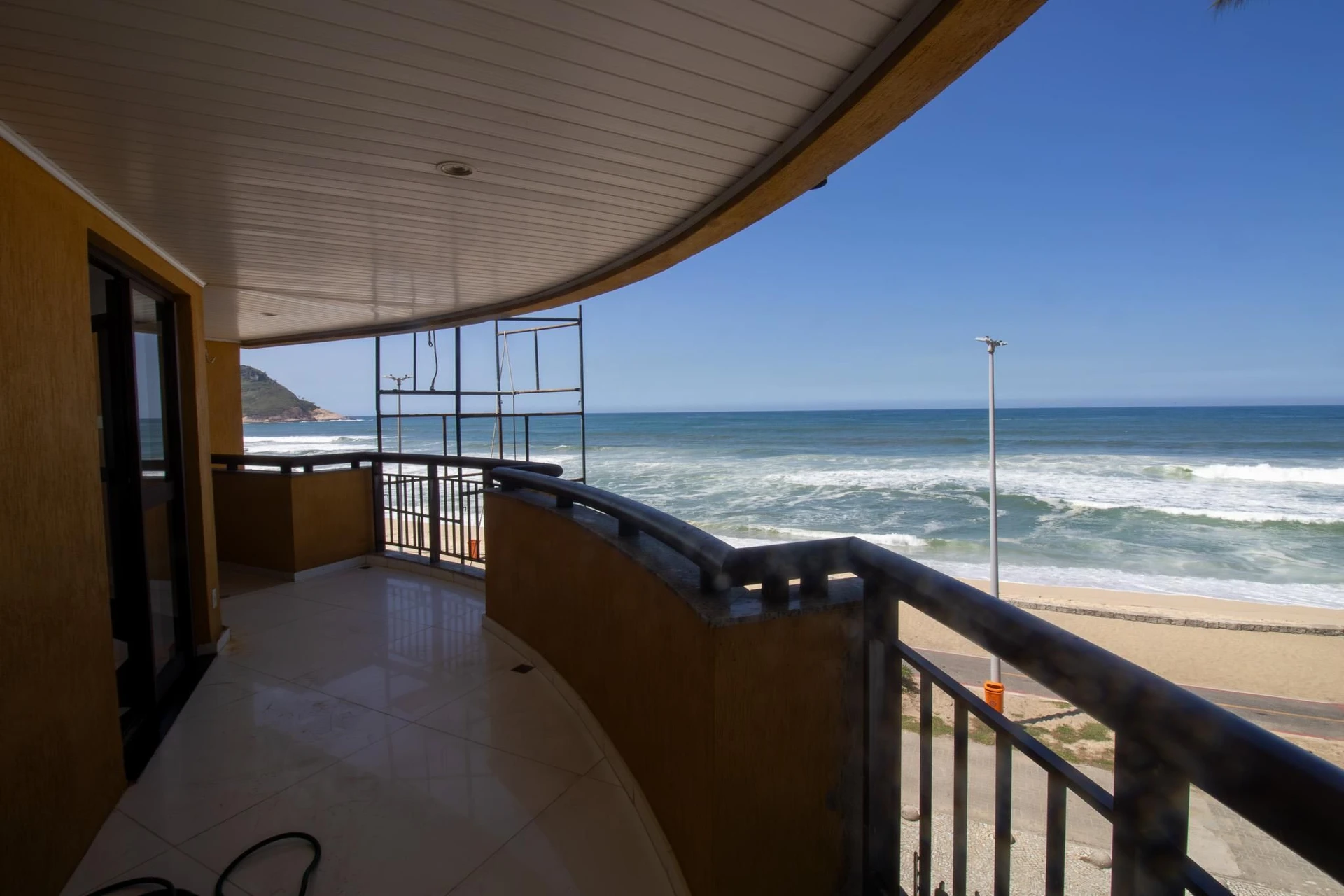 Apartamento, 105 m², com janelas do piso ao teto — photo 14