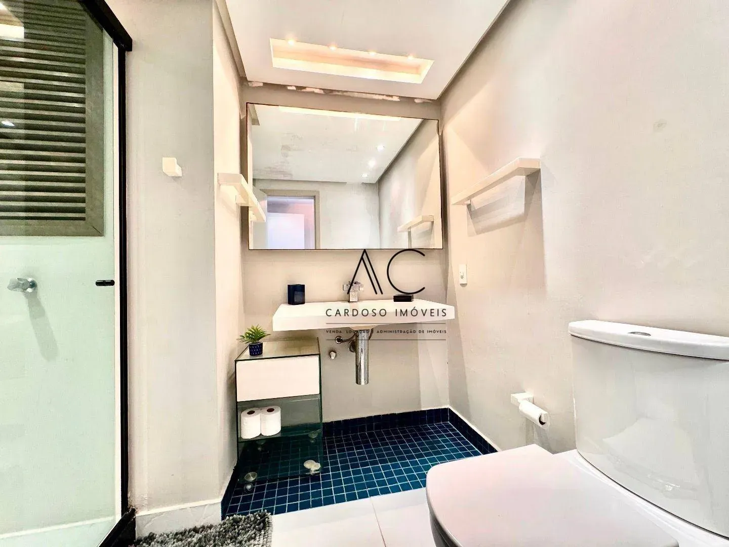 Water view in a 2-bedroom apartment, 107 m² — photo 41