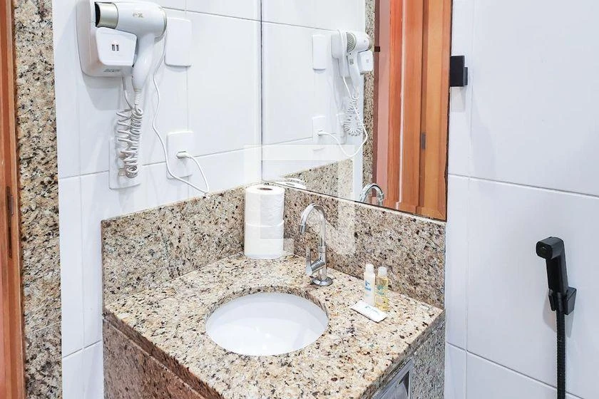 Мебльована квартира з 1 спальнею, 15 м² — photo 28