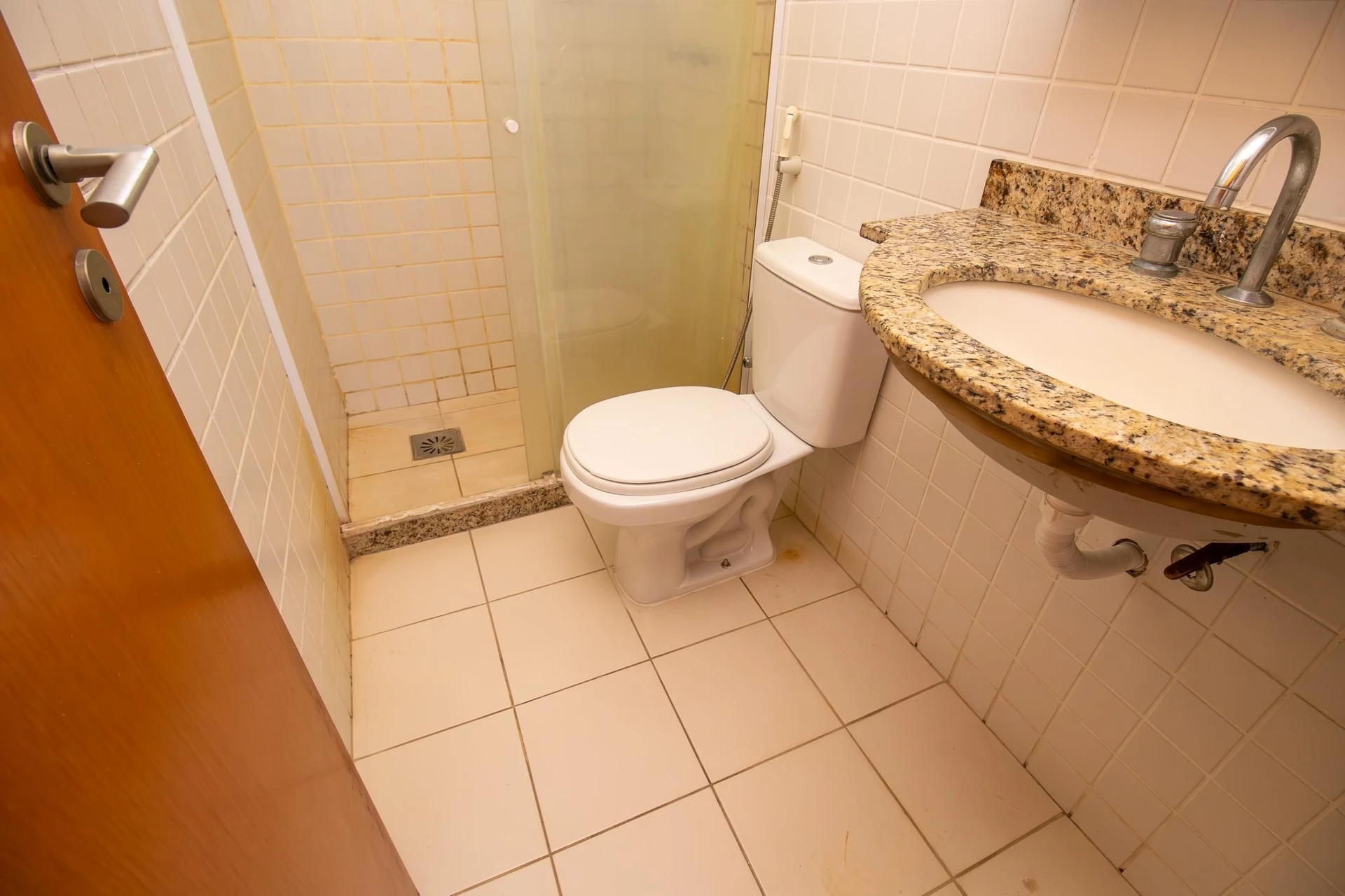 Furnished house with 2 bedrooms and 1 en-suite — photo 32
