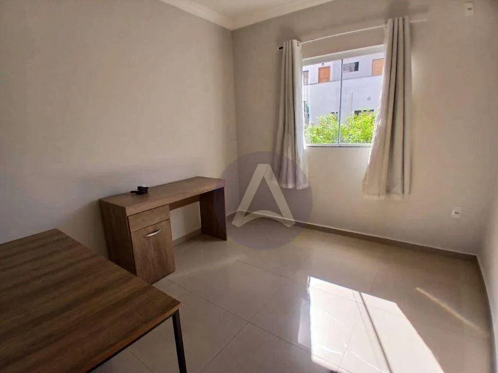 Home office in a 2-bedroom apartment, 49 m² — photo 5