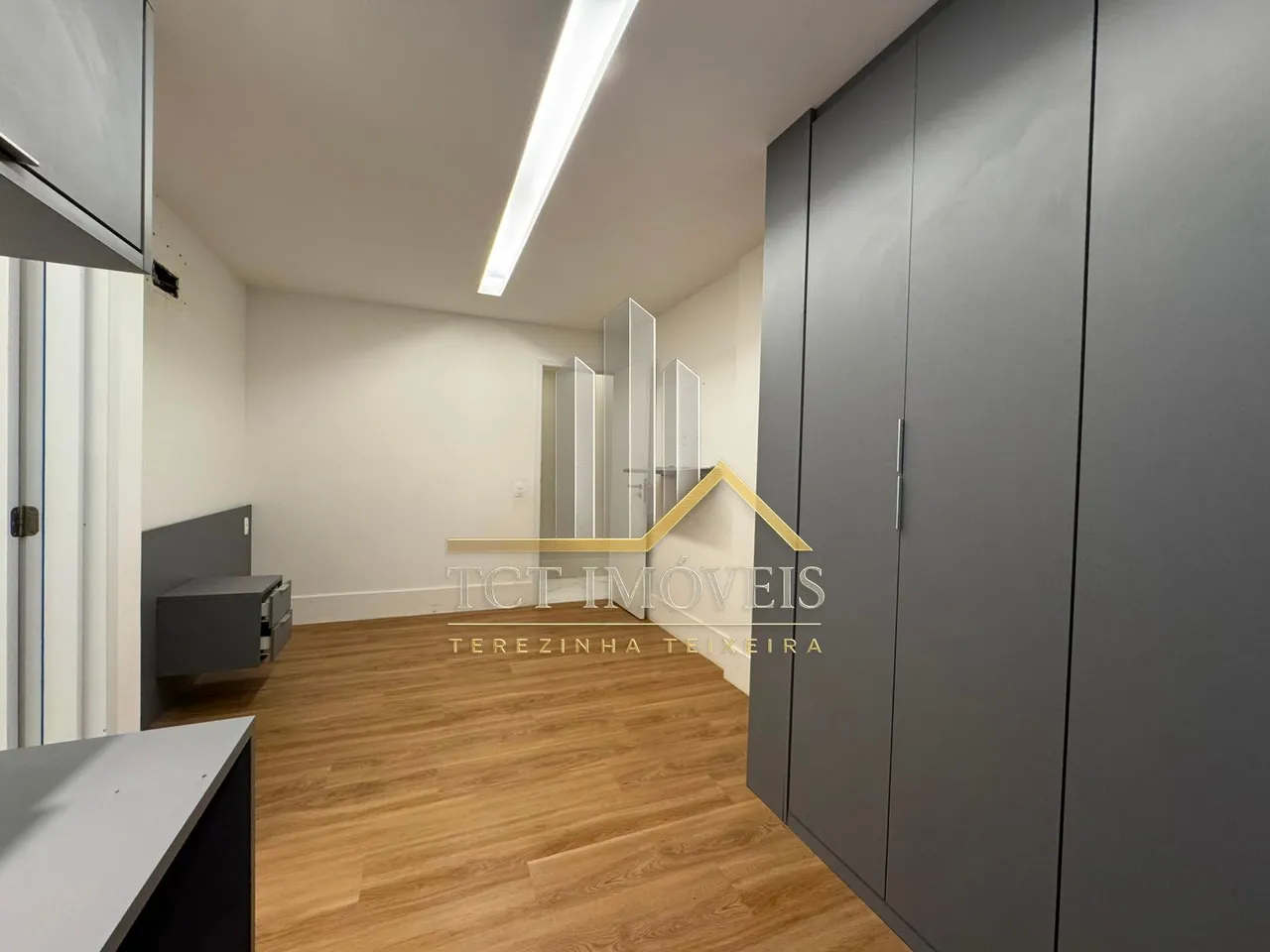 Unfurnished apartment with 3 bedrooms and a gas kitchen — photo 13