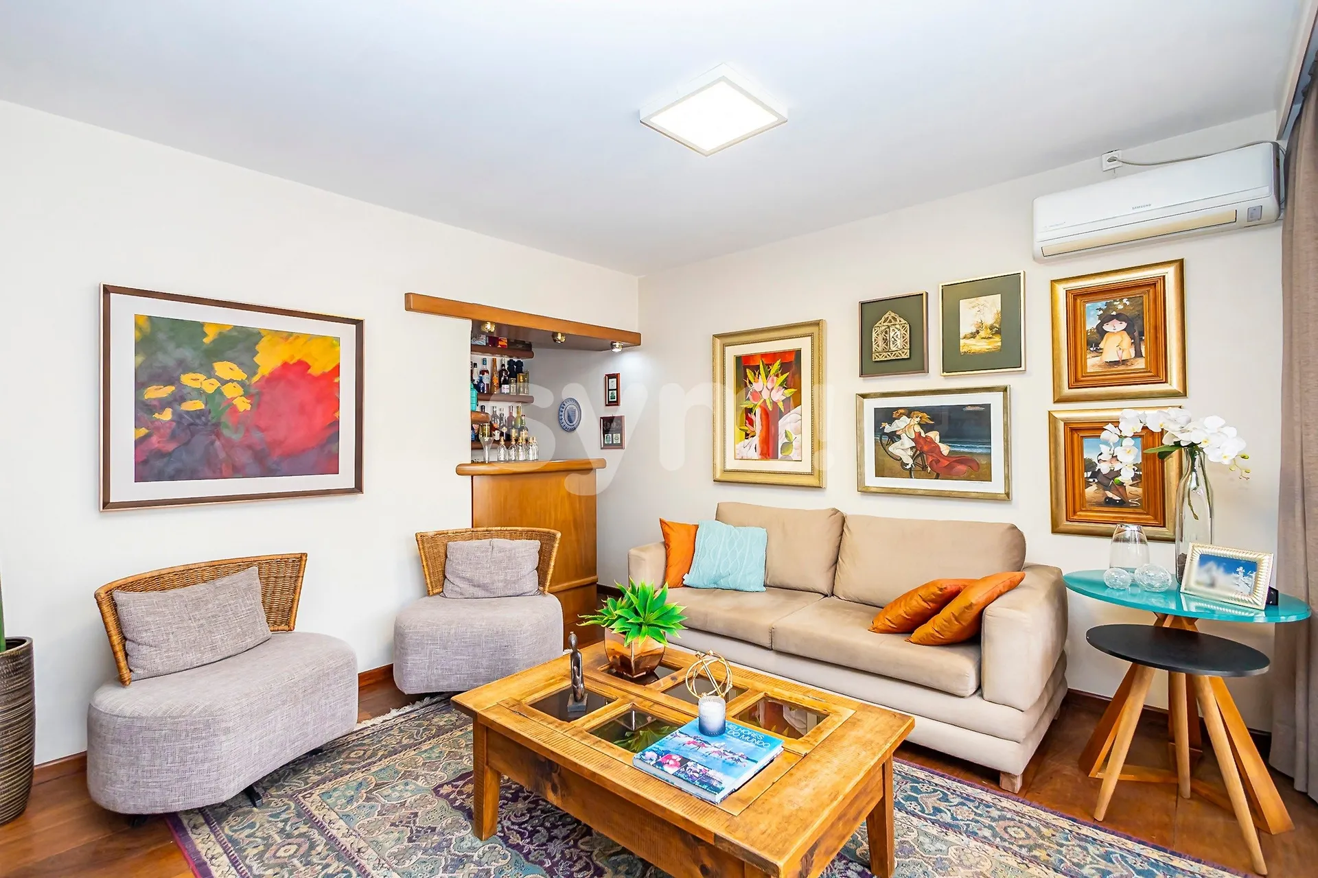 Single-family house with 3 bedrooms and 4 parking spaces — photo 11