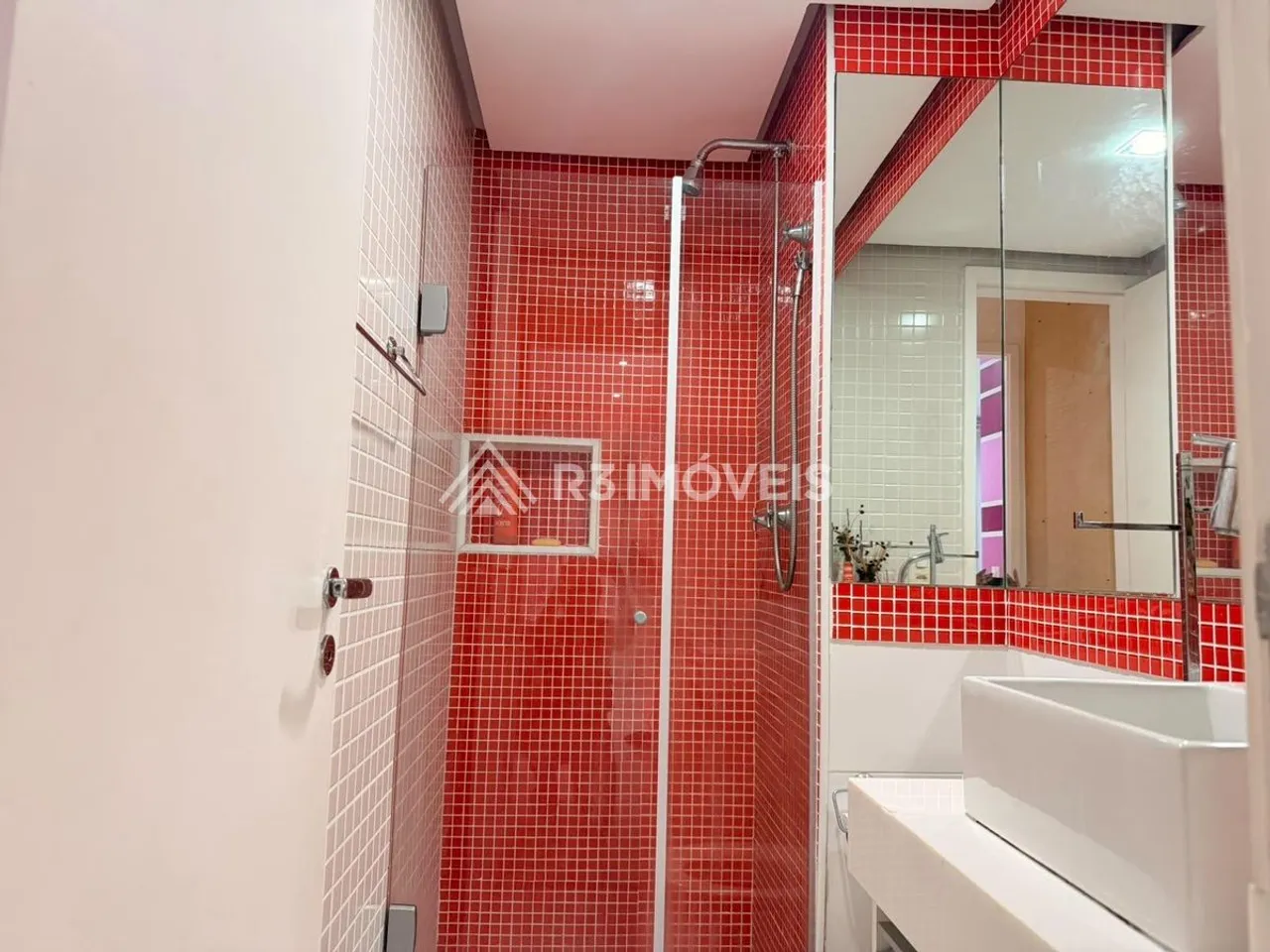 Apartamento mobiliado com 1 quarto e 2 banheiros — photo 7