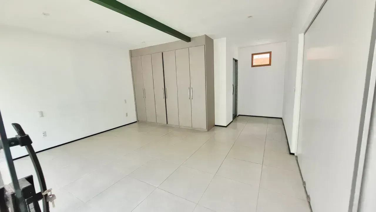 Unfurnished house with open-plan kitchen and 2 bedrooms — photo 6