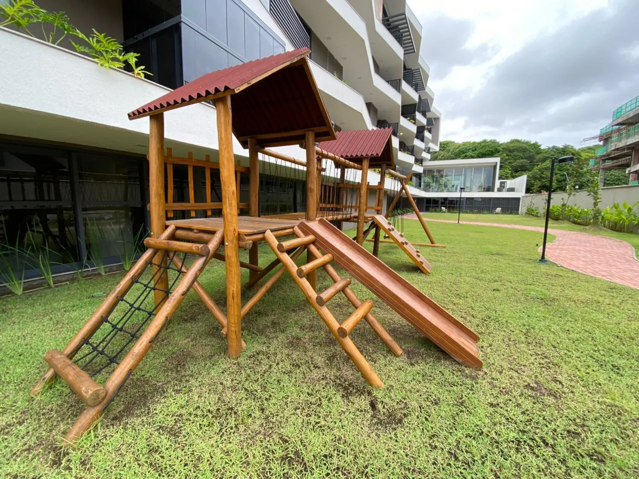 72 m² apartment with 2 bedrooms and 1 parking spot — photo 12