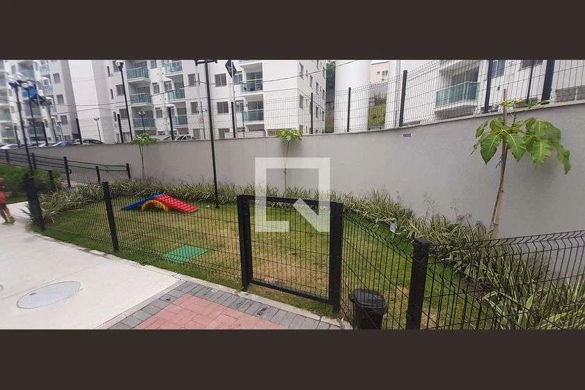 1-bedroom apartment with balcony and 1 parking spot — photo 4