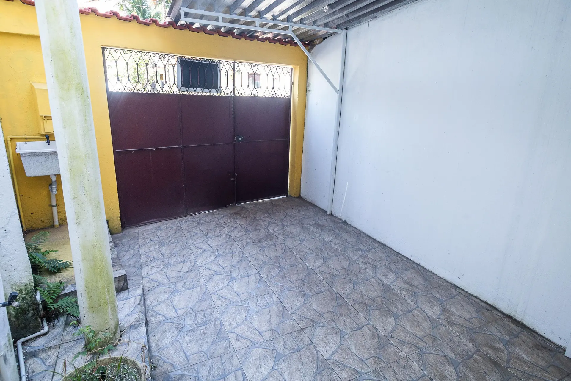 Нерозмебльована квартира з 2 спальнями та приватним садом — photo 16