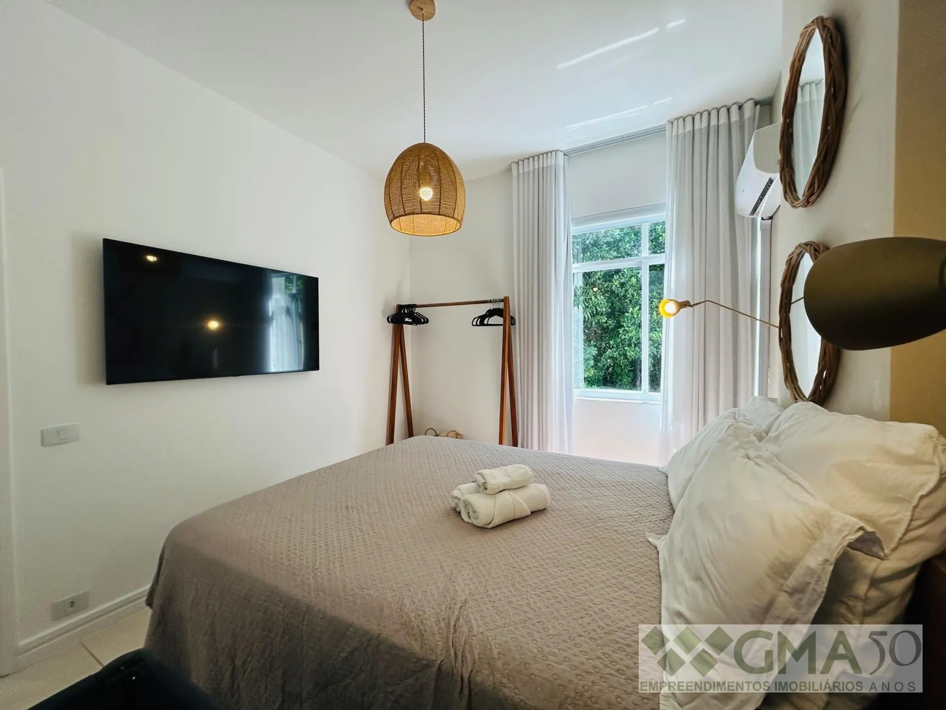 Furnished 90 m² apartment with 2 bedrooms and green views — photo 26