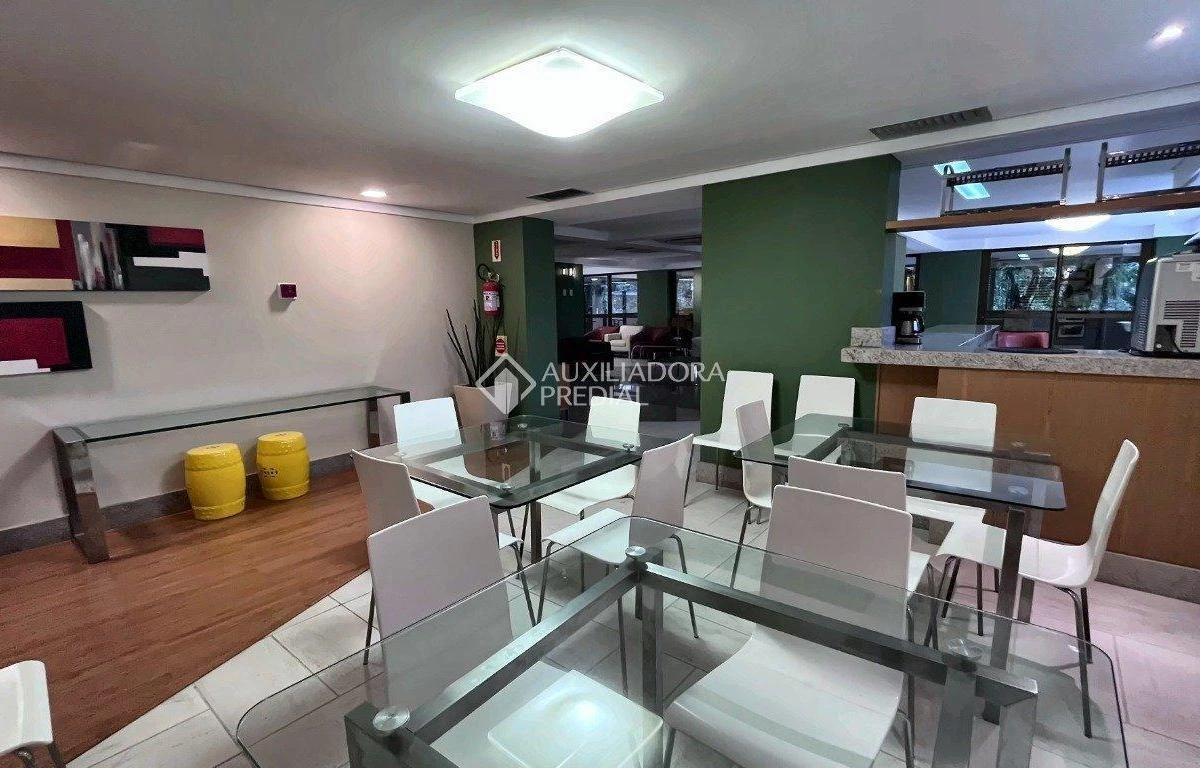 Вид на парк та 2 спальні: квартира 40 м² — photo 41