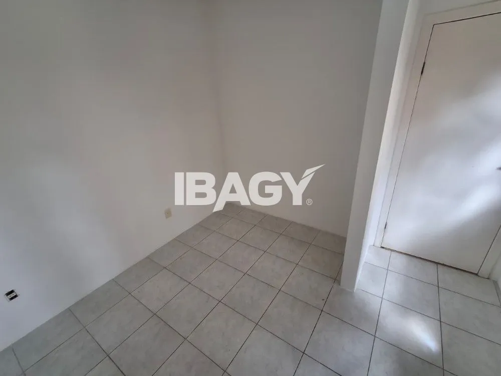 Casa de 4 dormitórios (1 suíte) com 182 m² e 2 vagas — photo 32