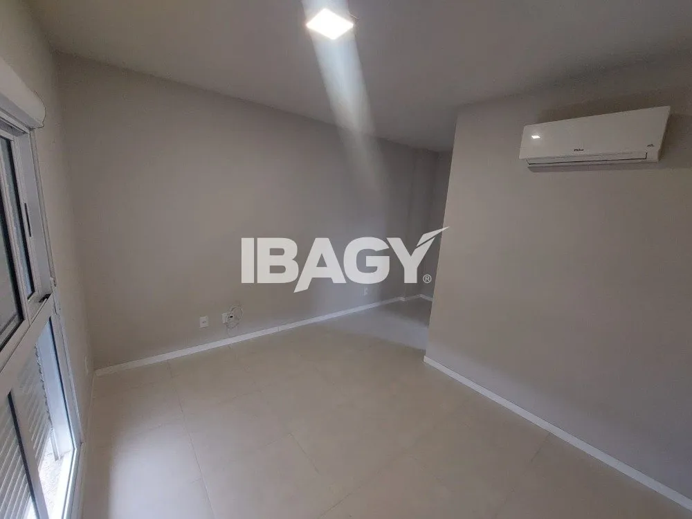 3-bedroom apartment with a grill on the balcony — photo 10