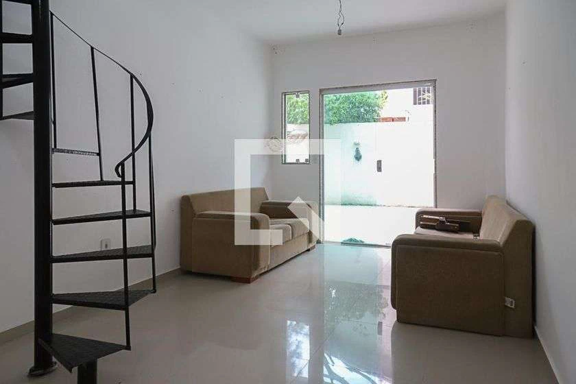Casa triplex con balcón, 2 dormitorios en suite y 107 m² — photo 8