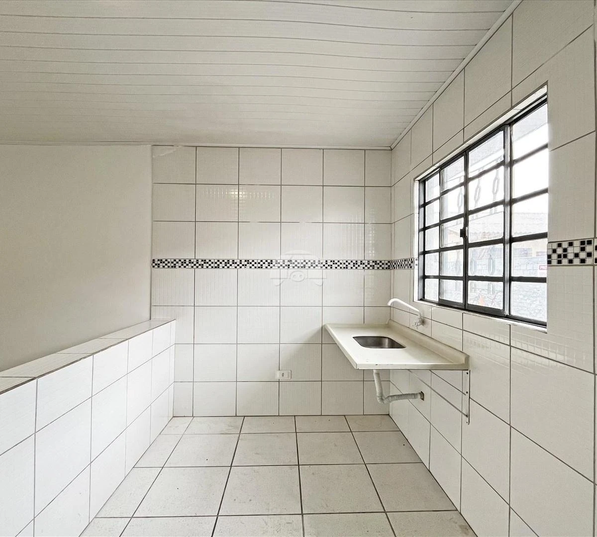 34 m² studio in Curitiba — photo 3