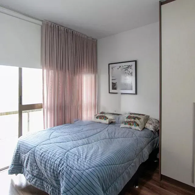Furnished apartment, 105 m², with a glass-enclosed balcony — photo 17
