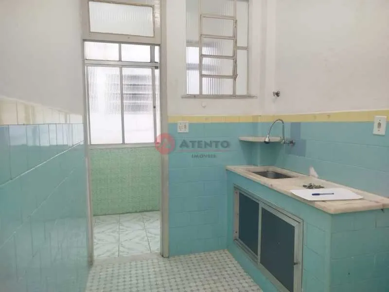 Apartamento com piso de madeira ou laminado, Vila da Penha — photo 3