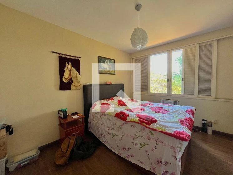 Furnished house, 350 m², with a glass-enclosed balcony — photo 18