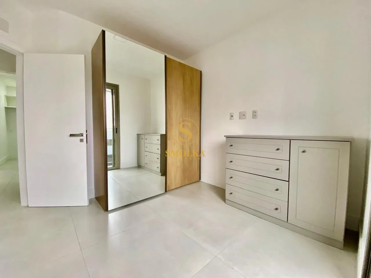 Private pool in a 2-bedroom apartment, 60 m² — photo 25