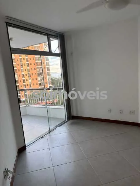 1-bedroom apartment with balcony and open-plan kitchen — photo 9