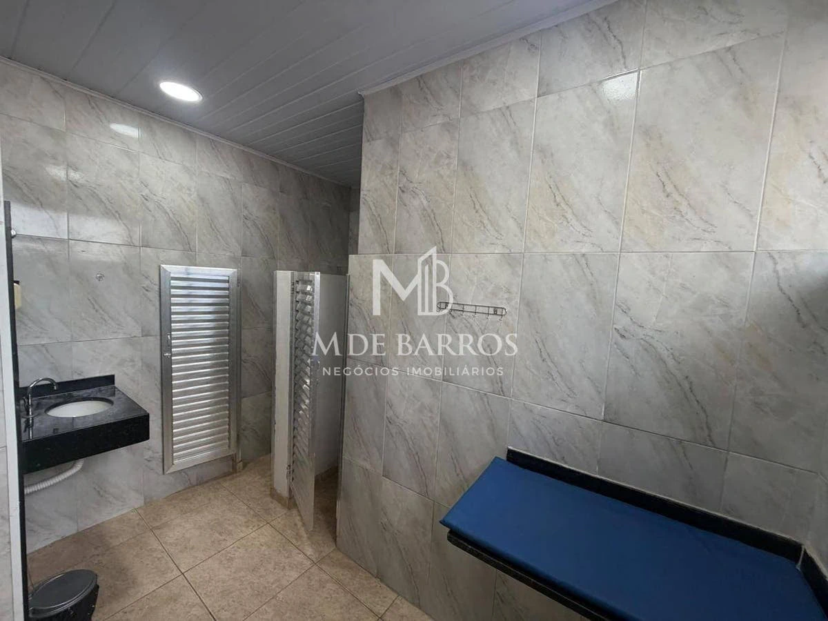 Apartment, 53 m², with wood or laminate floors — photo 16