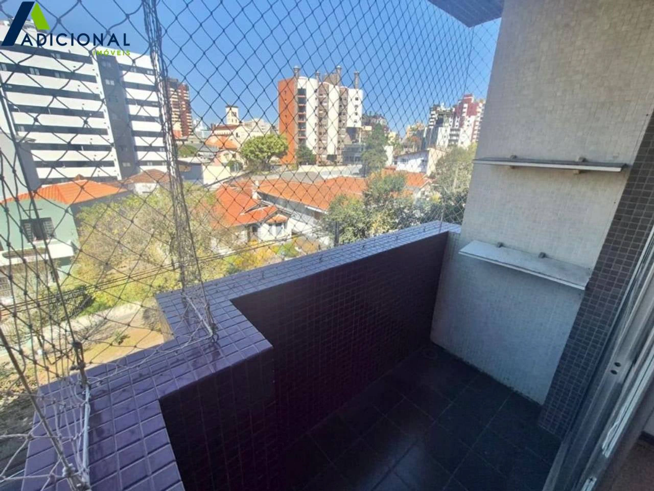 96 m² apartment with 2 bedrooms and 3 bathrooms — photo 3