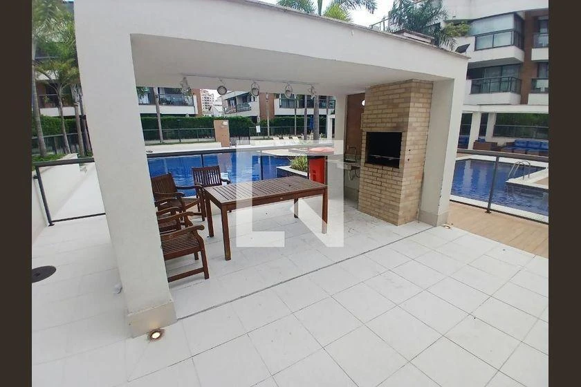 Mountain view in a 3-bedroom apartment, 137 m² — photo 11