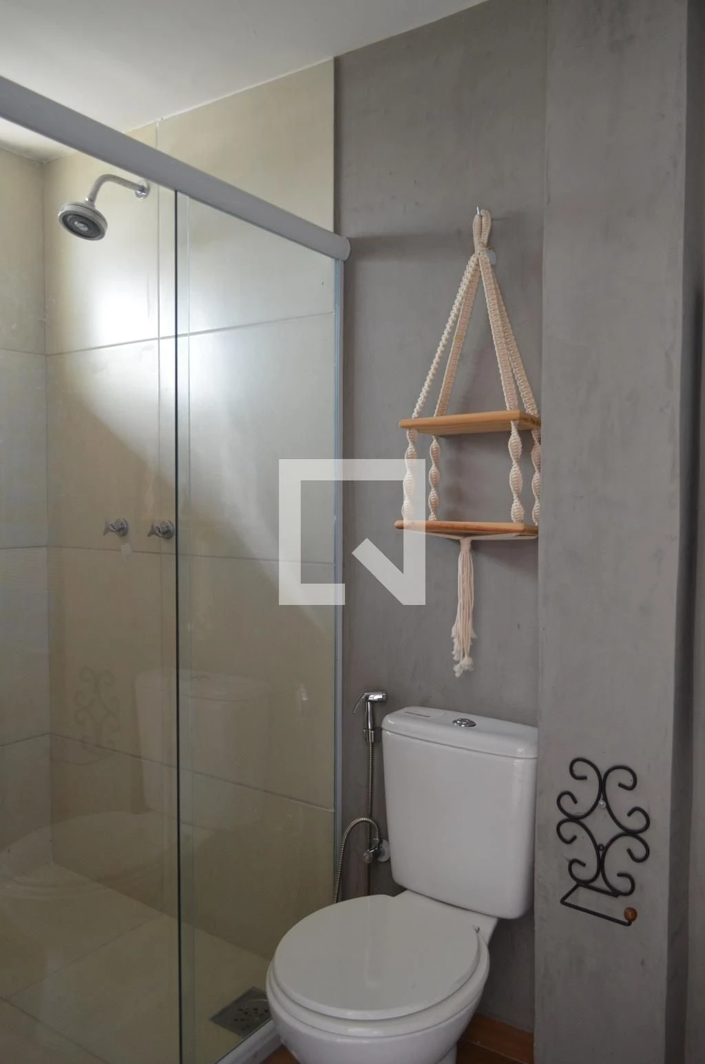 3-bedroom apartment in a building with a pool — photo 71