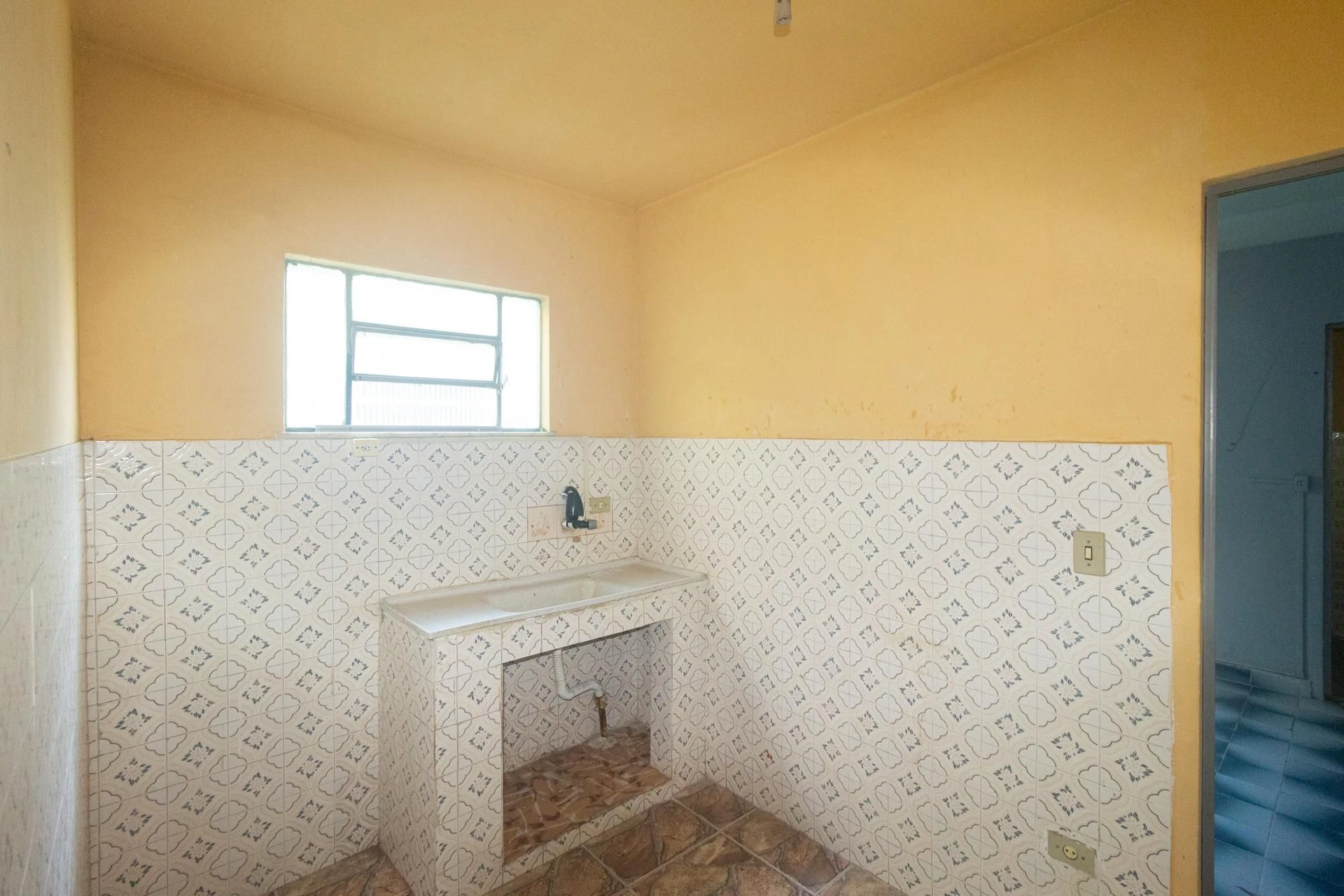 Rental house with 1 bedroom and a separate kitchen — photo 16