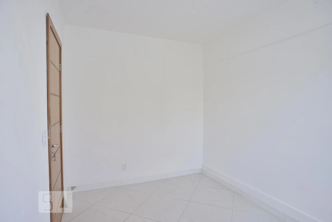 2-bedroom apartment in a building with a gym — photo 23