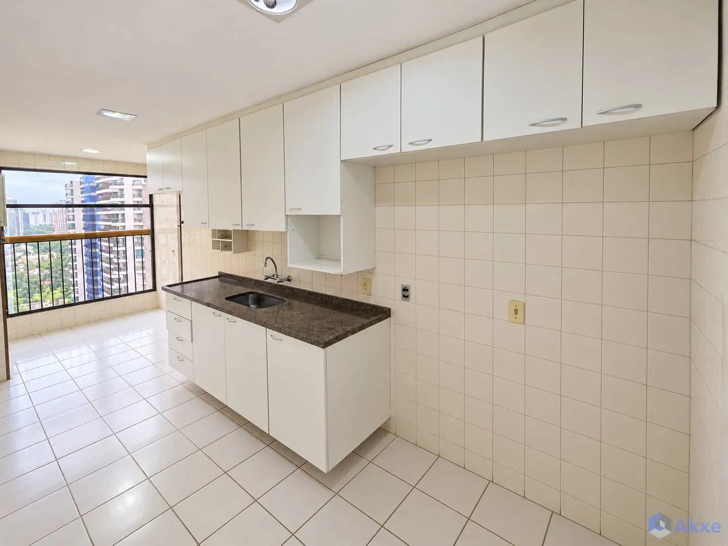 Apartamento de 2 quartos em condomínio com piscina aquecida — photo 5