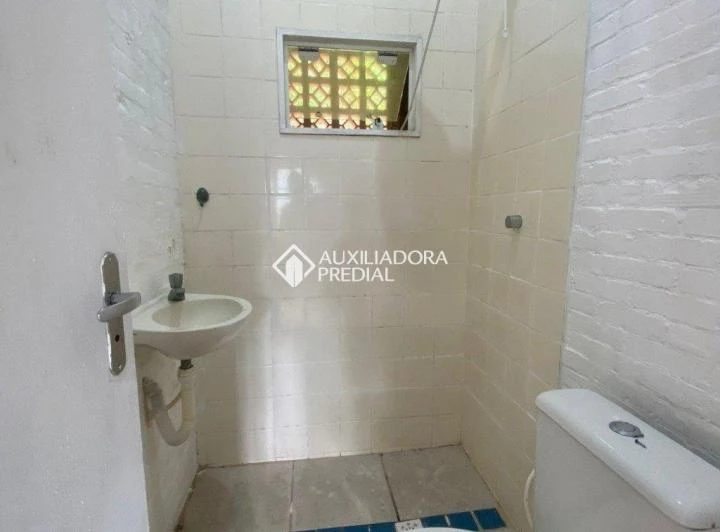 Rental house with 2 bedrooms, 1 bath and private garden — photo 7