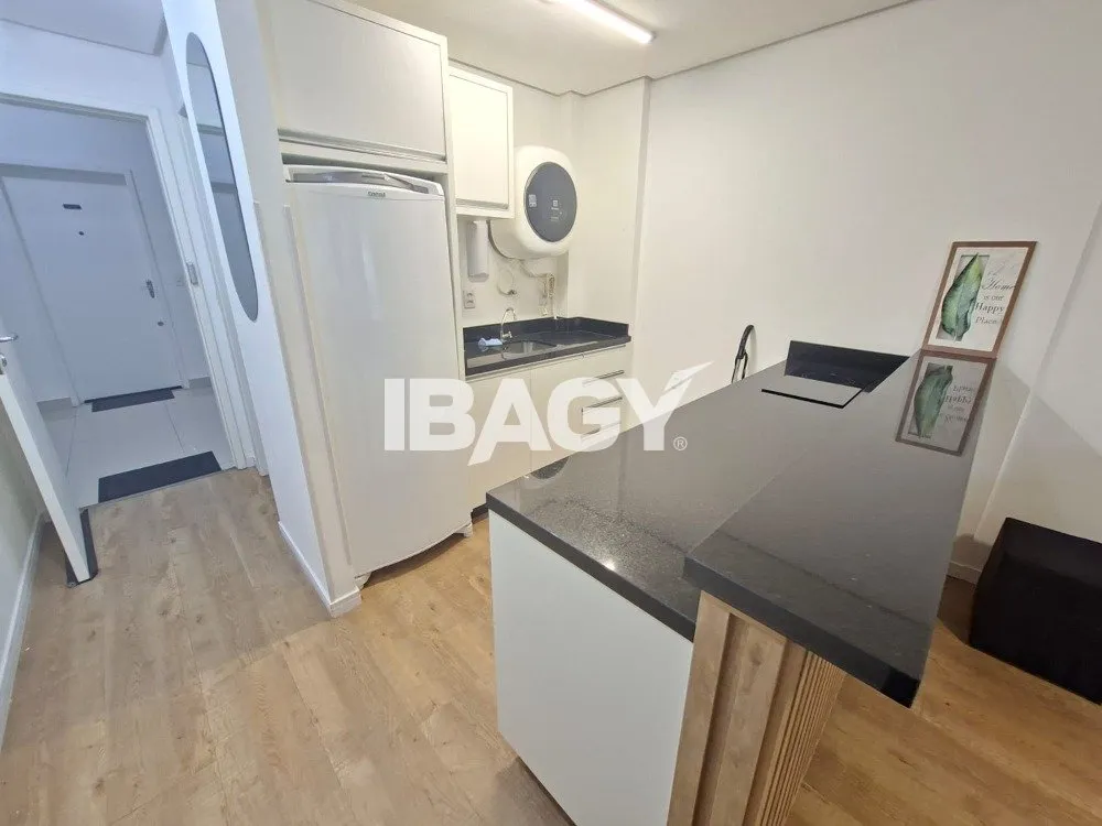 Furnished 1-bedroom apartment with 40 m² and open-plan kitchen — photo 2