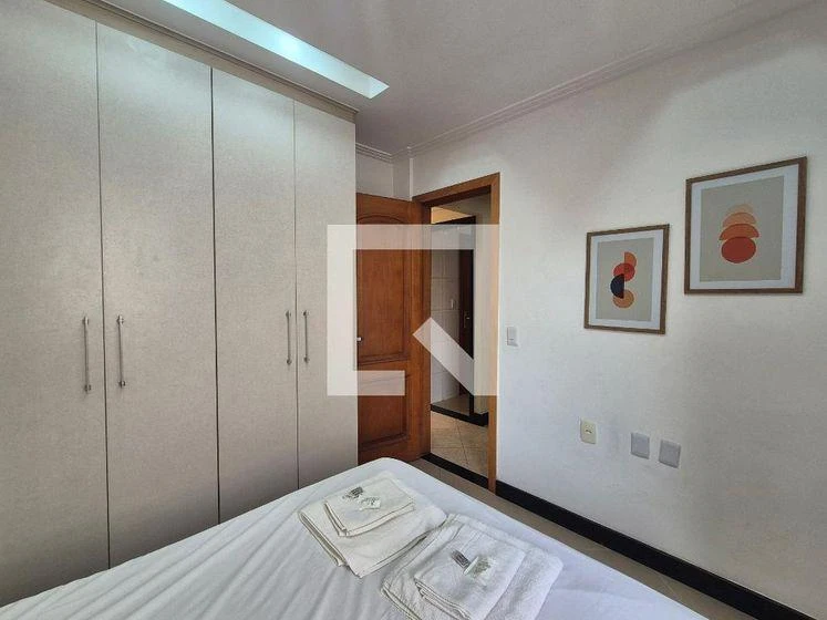 Furnished apartment, 180 m², with a glass-enclosed balcony — photo 11