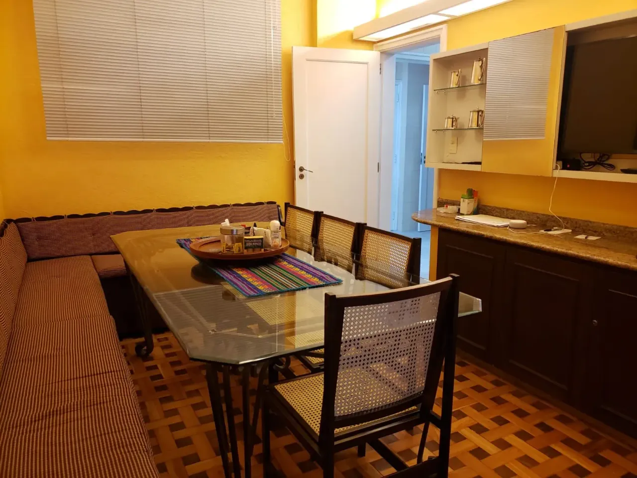 Apartment with 4 bedrooms and 3 bathrooms, gas kitchen — photo 9