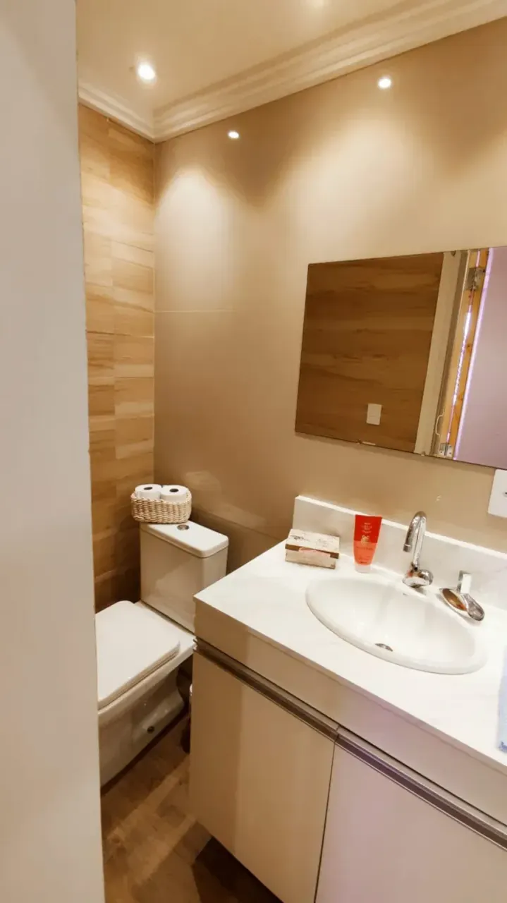 Furnished duplex apartment with 3 bedrooms and 169 m² — photo 13