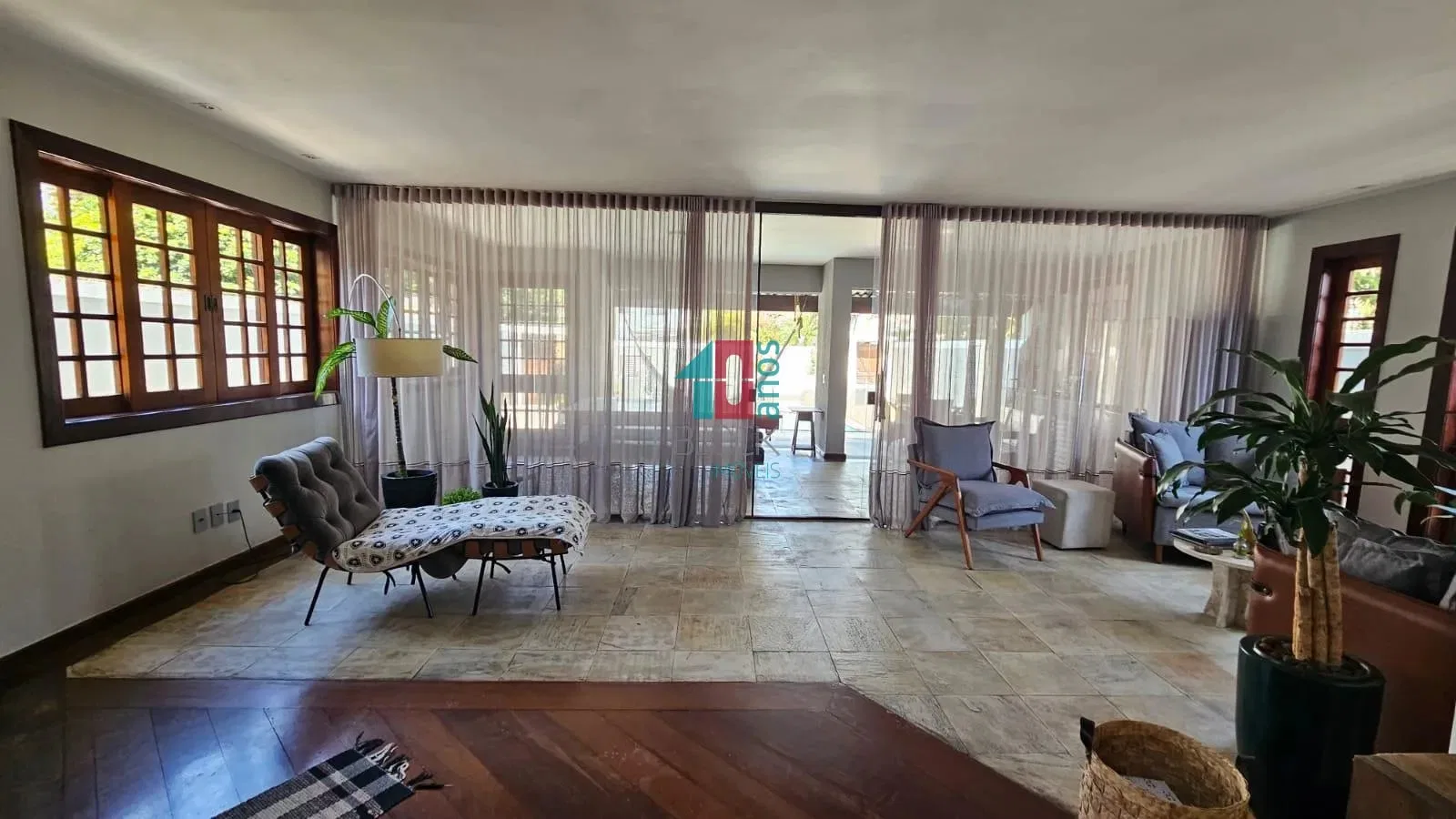 Casa em condomínio mobiliada com 4 suítes e 7 banheiros — photo 12