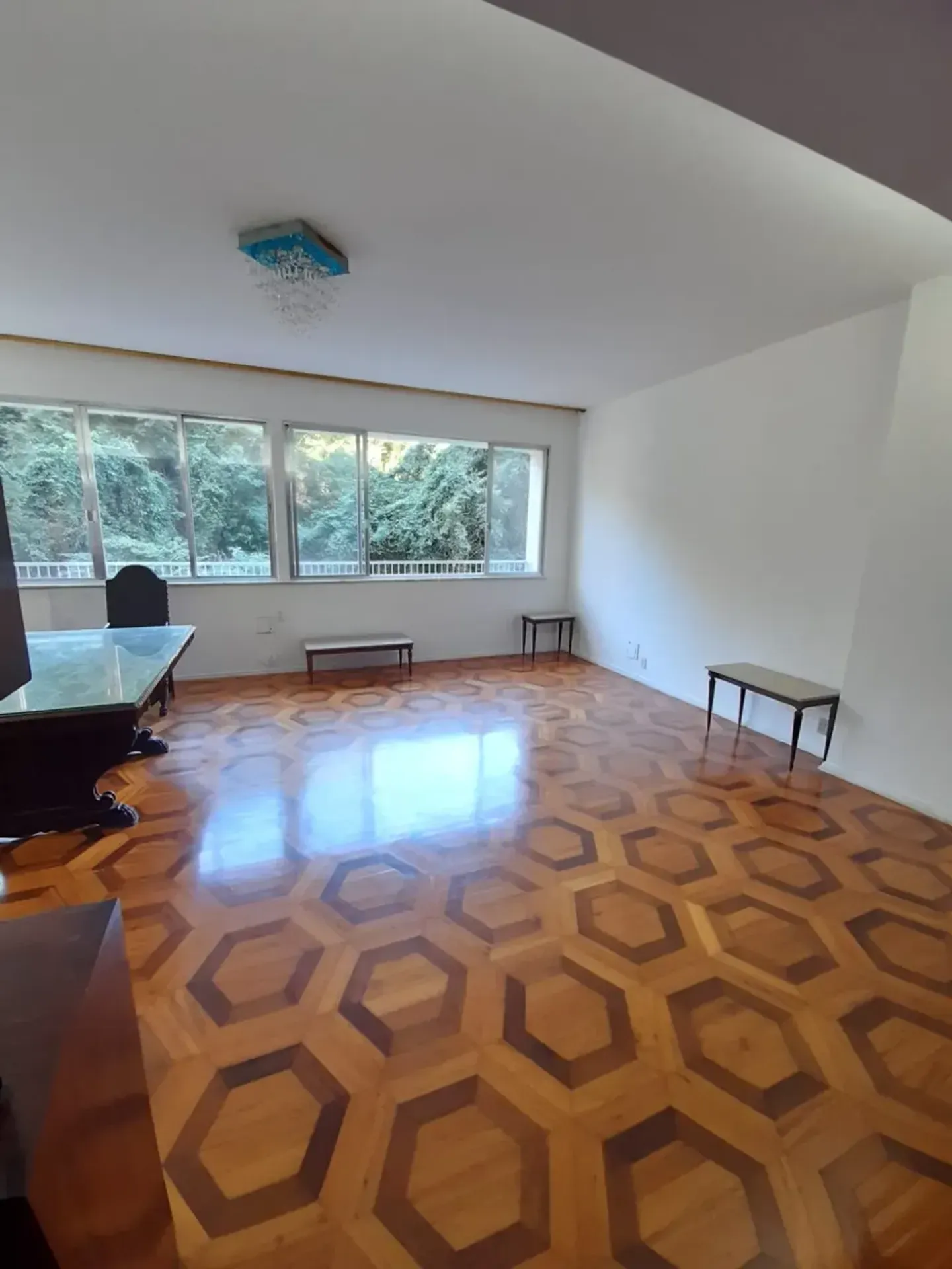 Rental apartment with 3 bedrooms and 2 suites — photo 29